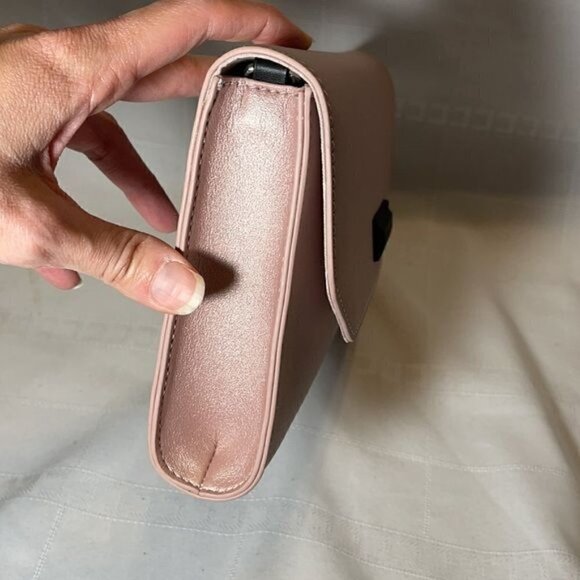 Kendall + Kylie Clutch Pink Lilac Blush Metallic Mini Bag Barbie sample - Picture 5 of 8